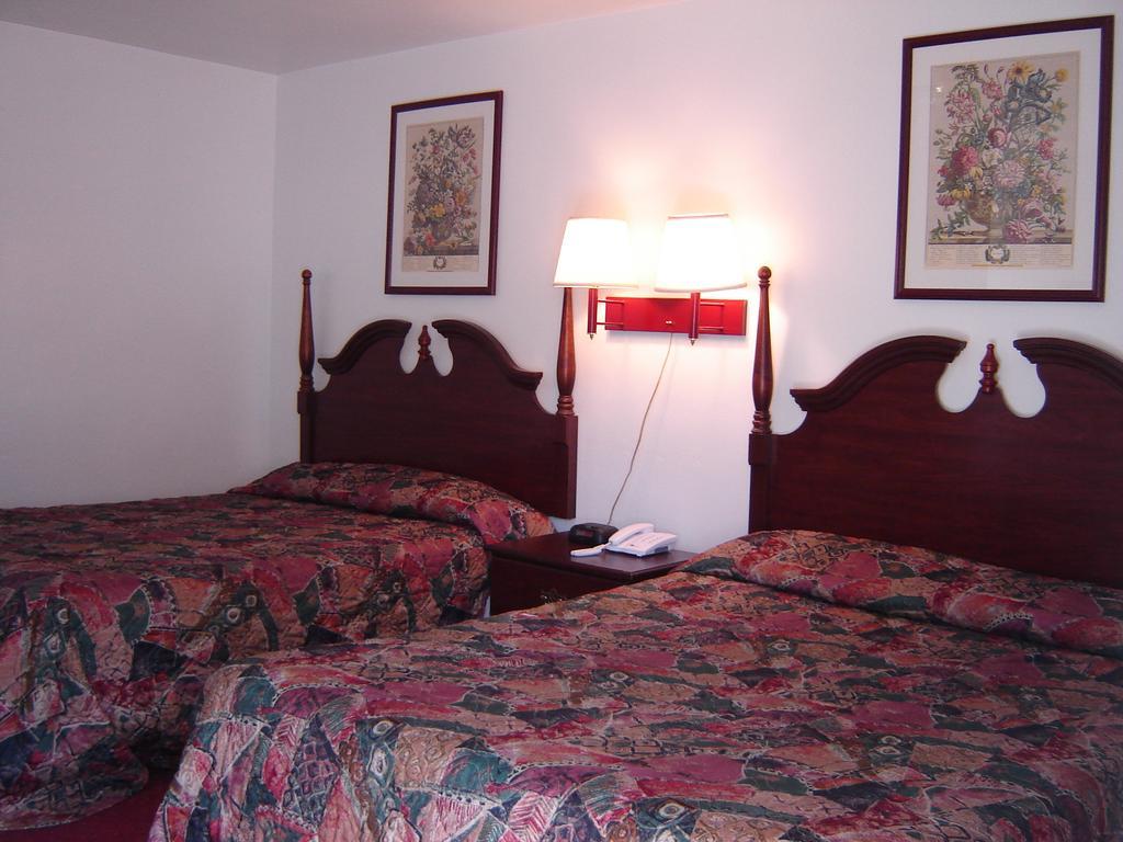 Hershey Travel Inn エクステリア 写真